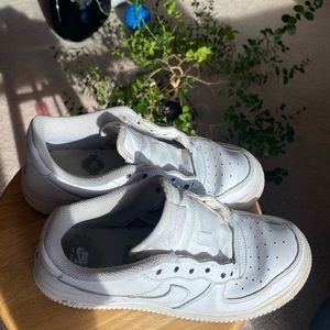 ! SOLD ! NIKE AIR FORCE 1